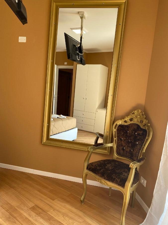 Villa Castello Only Room Limone sul Garda Ngoại thất bức ảnh
